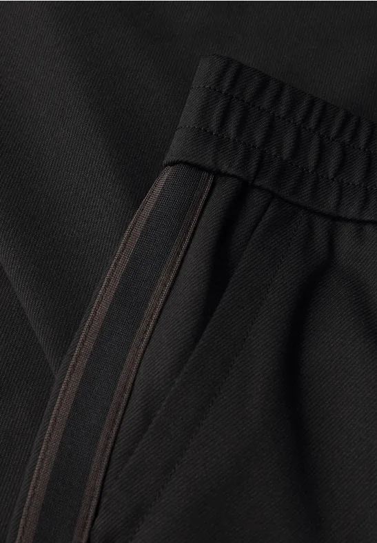 Hose mit Gallonstreifen Black