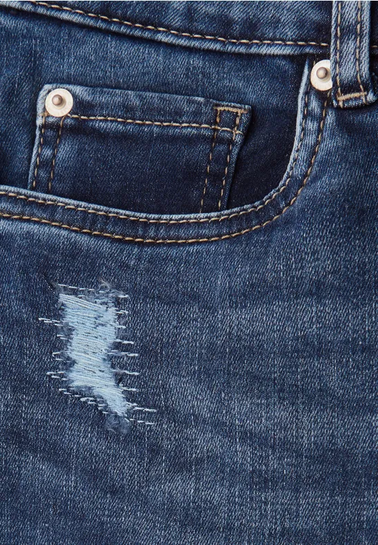 Jeans mit Destroyed Details dark blue authentic wash