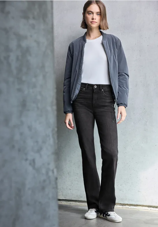 Bootcut Jeans black soft wash