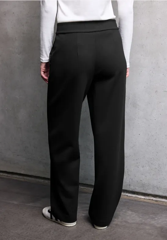 Straight Leg Hose Black