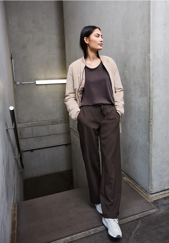 Straight Leg Hose rustic brown mel.