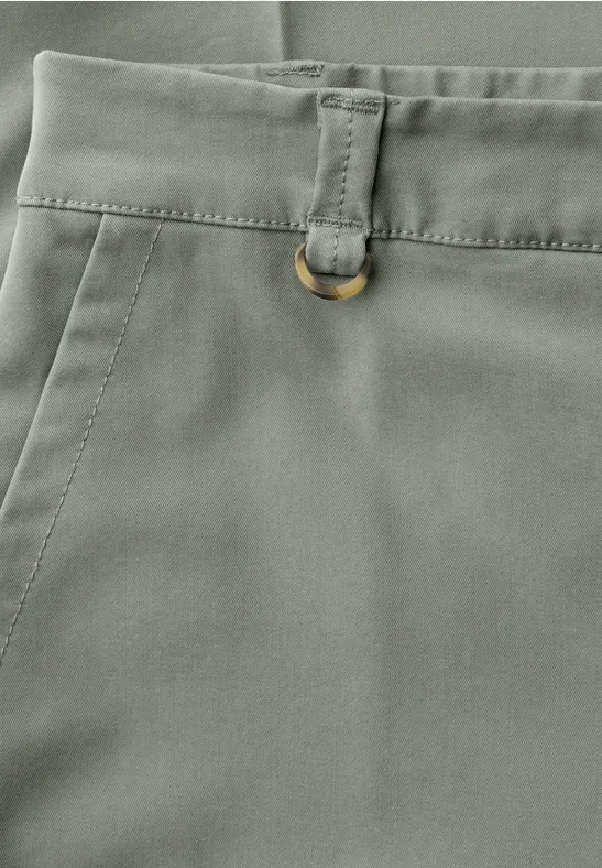 Mid Waist Slim Leg Chino im Casual Fit sea spray green