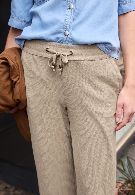 Wide Leg Hose in Crinkle Crash Struktur silent sand