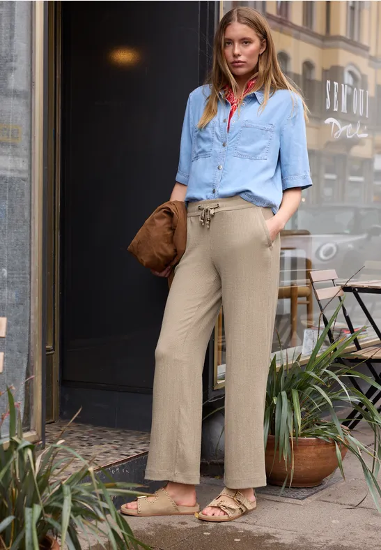 Wide Leg Hose in Crinkle Crash Struktur silent sand