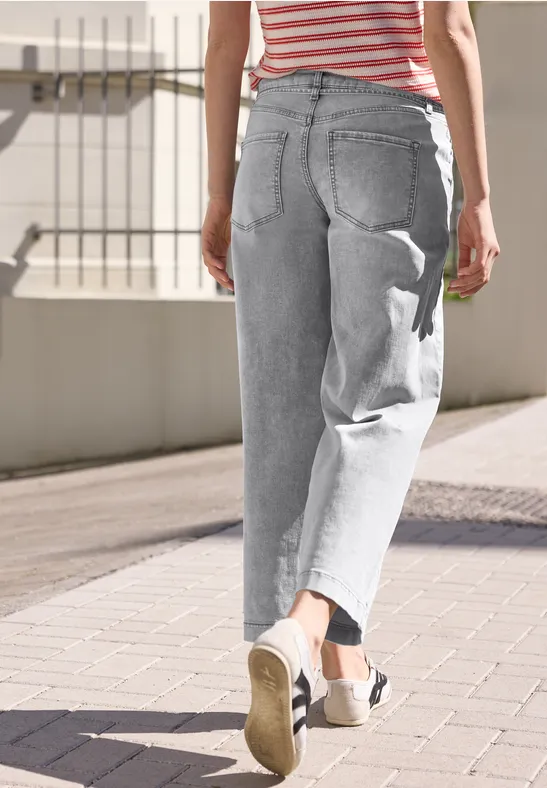 Cropped jeans met wijde pijpen in een Loose Fit light grey wash