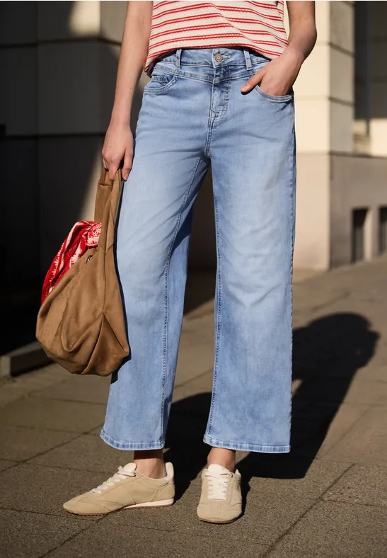 High Waist Wide Leg Jeans im Loose Fit light blue wash