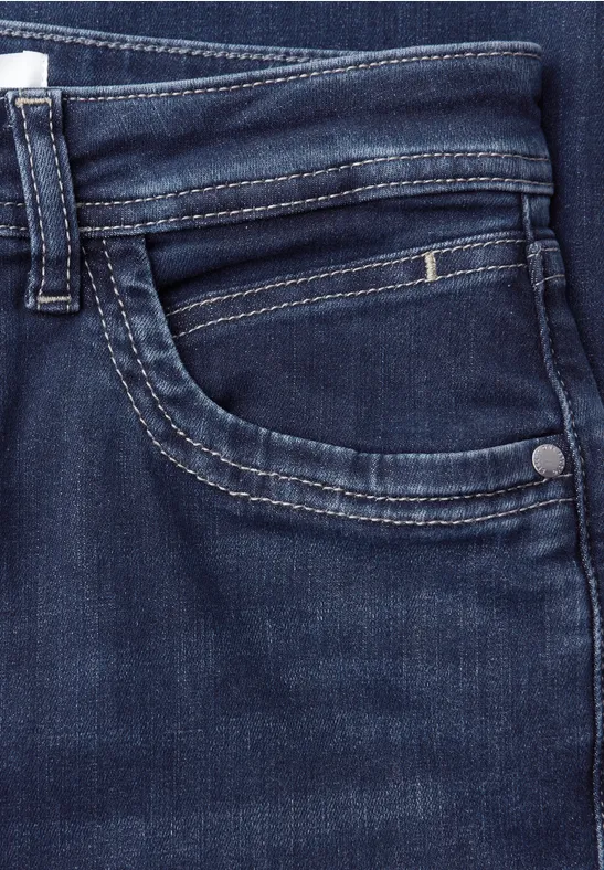 Mid Waist Kick Flare Jeans im Skinny Fit dark blue wash