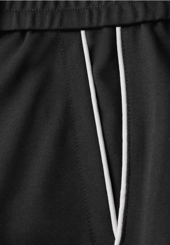 Straight Leg Hose Black