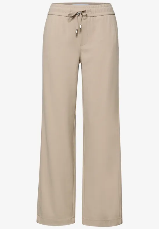 Straight Leg Hose buffed beige