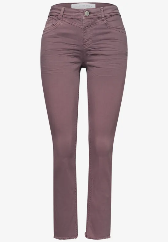 Dames slim fit broek van paarse denim met nauwsluitende pijpen en knoopsluiting