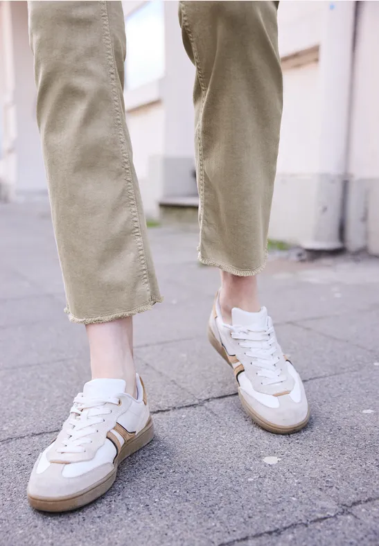 High Waist Kick Flare Hose im Slim Fit dark stone sand