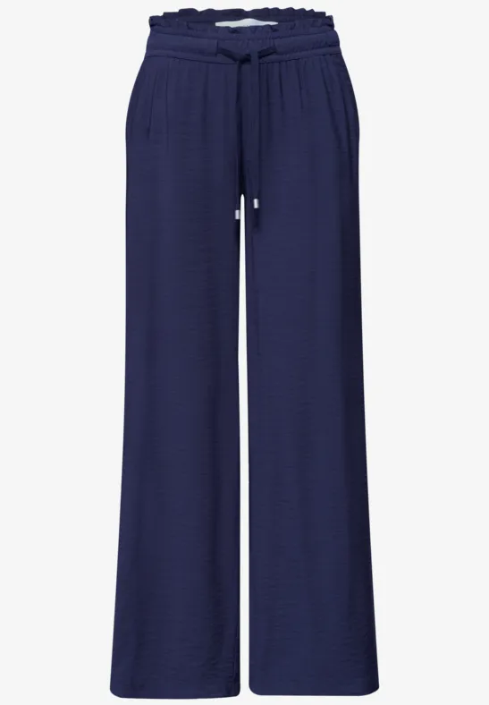 Marineblauwe, wijde vrijetijdspant met elastische taille en trekkoord.