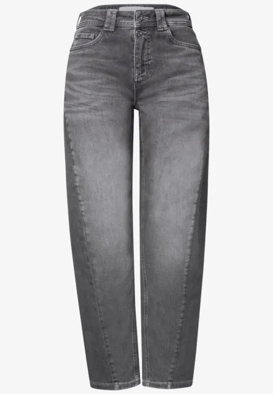 Graue High-Waist-Jeans mit geradem Bein und dezenter Waschung.