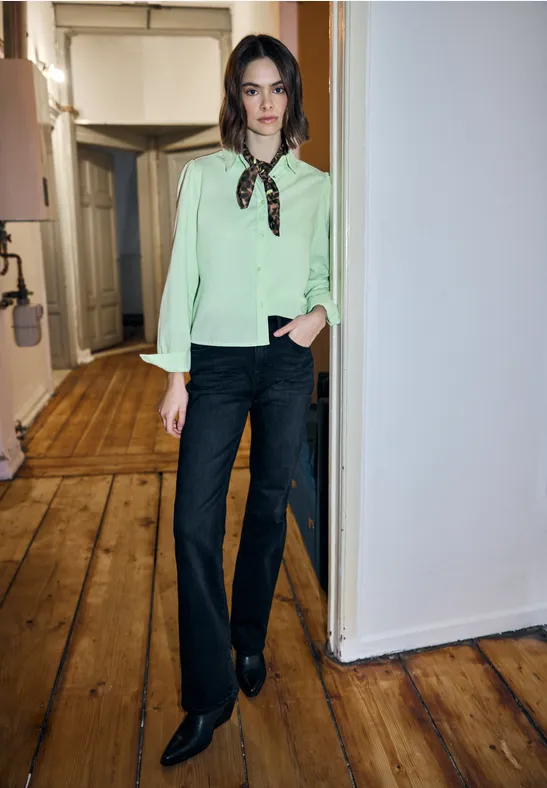 Leo Satin Bandana Black