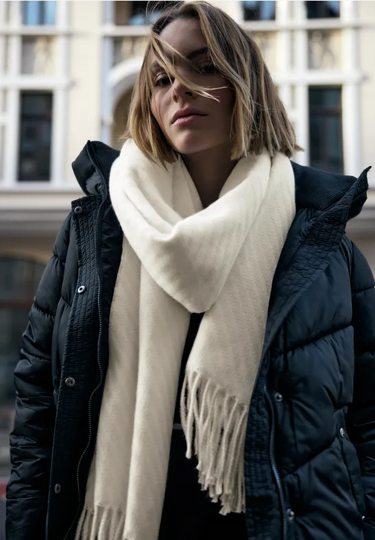 Gezellige sjaal met structuur off white