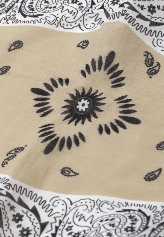 Bandana avec imprimé en forme de diamant White