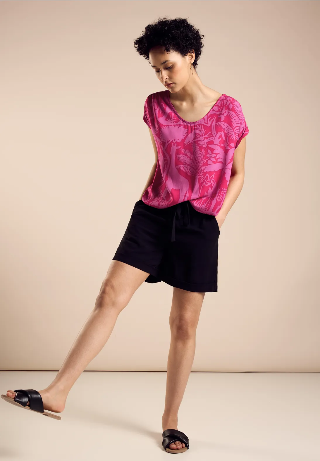 Street One Blusentop Mit Print – Lässige Sommerbluse Mit V-Ausschnitt & Weicher Viskose