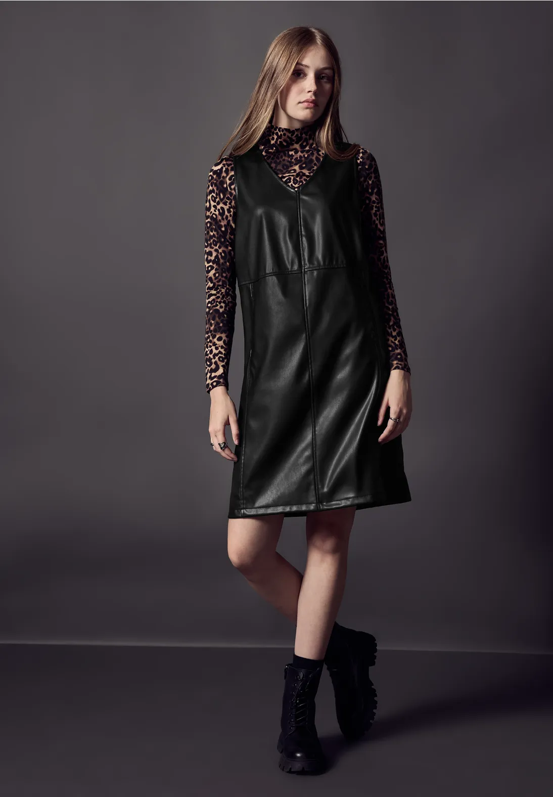 Street One Kleid in Leder-Optik Großer Ausverkauf Bekleidung