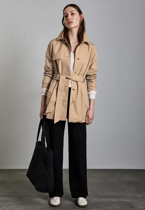 Trench-coat desert beige