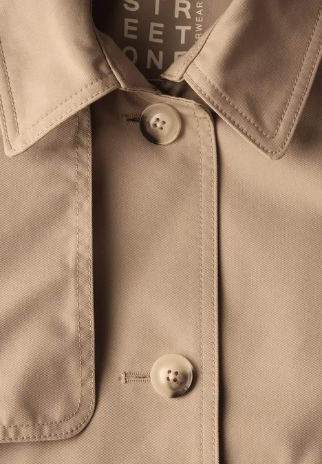 Trench-coat desert beige