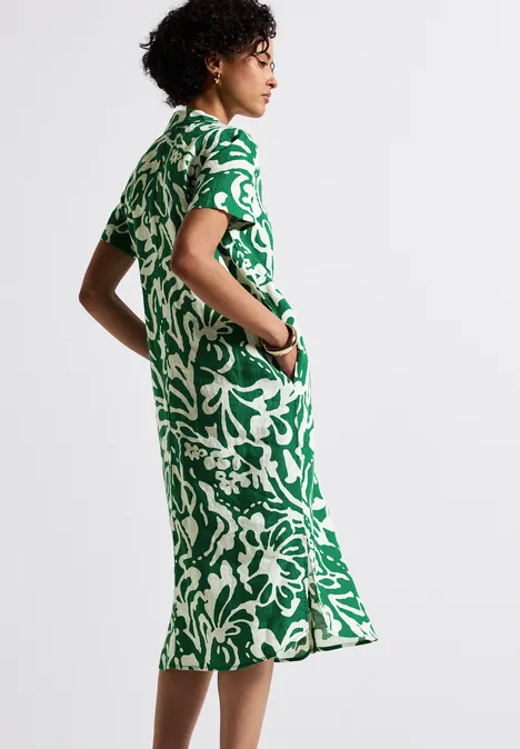 Gemustertes Leinenkleid glowing green