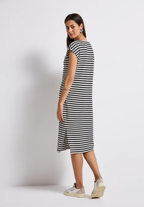 Kleid in Strick-Optik Black