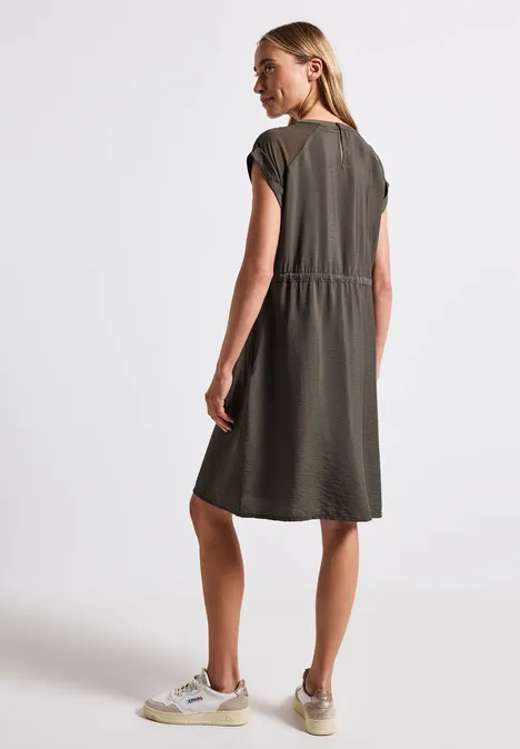 Kleid mit Mesh-Details nomad brown