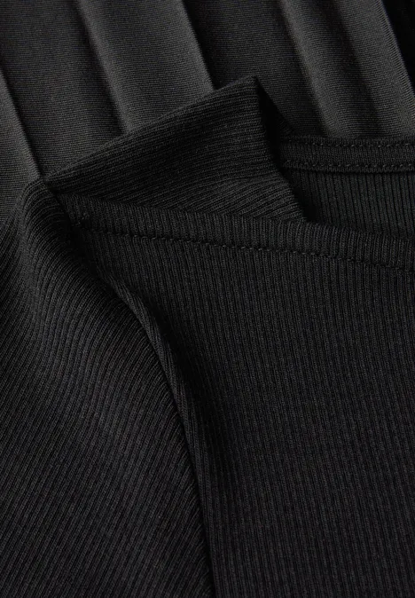 Jurk van materiaalmix Black