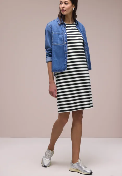 Knielanges Kleid aus Jersey mit Streifen shadowed navy Knielanges Kleid aus Jersey mit Streifen shadowed navy