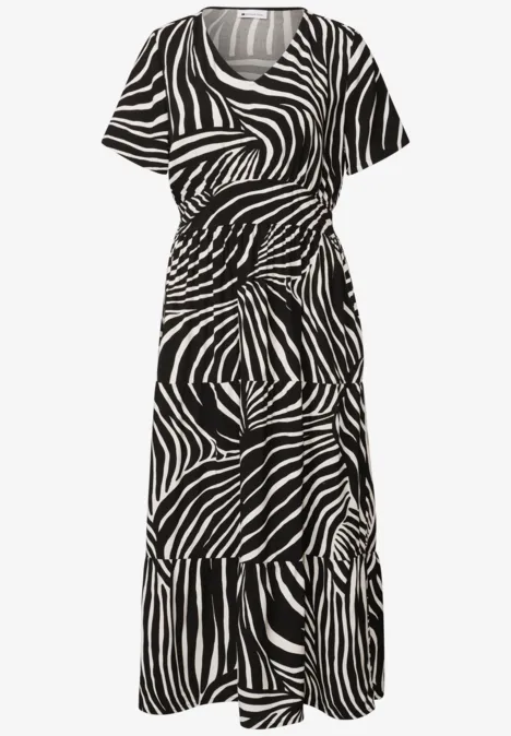 Robe midi avec imprimé et détail smocké Black Robe mi-longue manches courtes, col rond, imprimé zèbre contrasté noir et blanc.