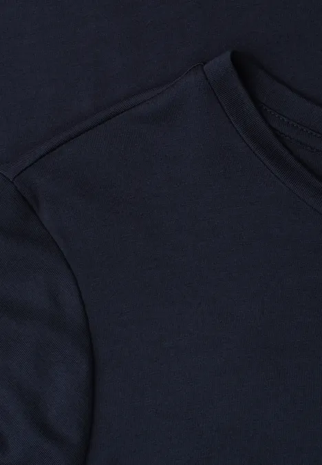 Midi-jurk met korte mouwen en splitdetail shadowed navy Donkerblauw T-shirt met ronde hals en subtiel borstzakje.