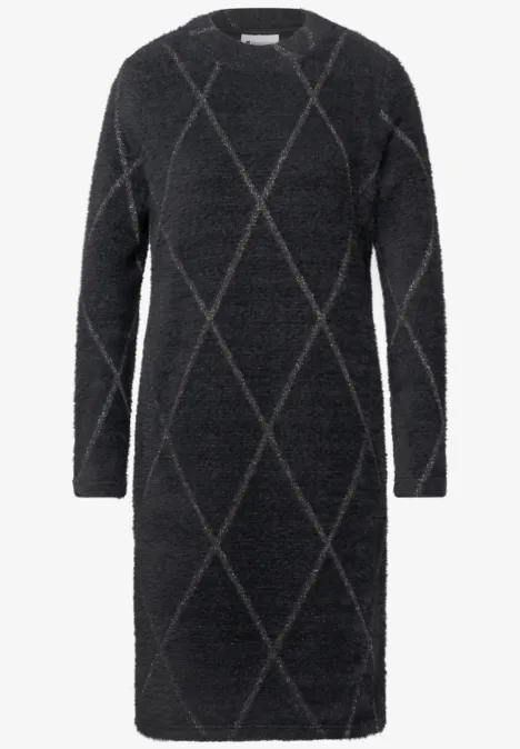 Robe à carreaux arrivant aux genoux armor grey Robe-pull anthracite à manches longues et motif losanges, coupe genou, texture douce façon teddy