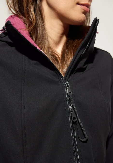 Softshelljacke mit Kapuze Black