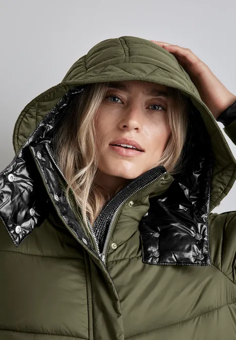 Jacke mit abnehmbarer Kapuze winter moss green