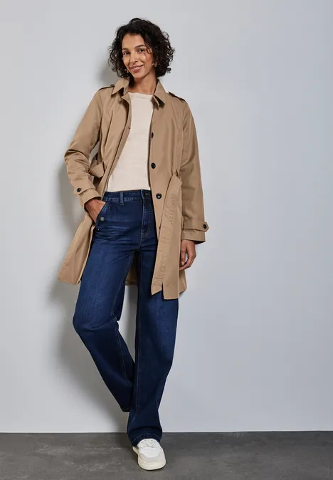 Trench-coat dark nutty mocca