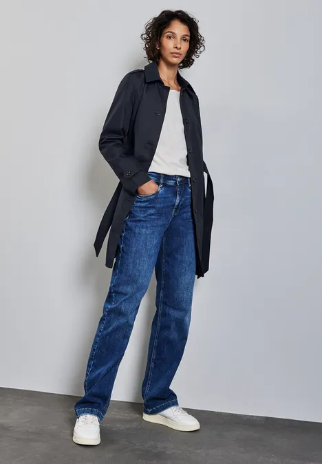 Trench-coat gravity blue