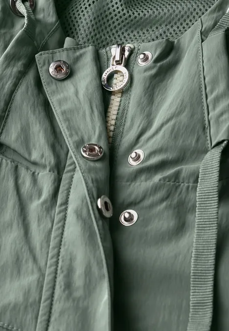 Moderner Windbreaker mint green