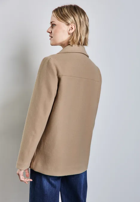 Trench-coat desert beige