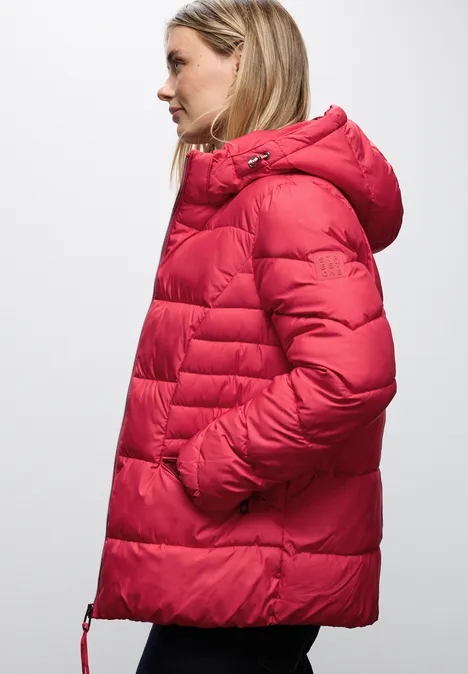 Kurze Steppjacke carpet red