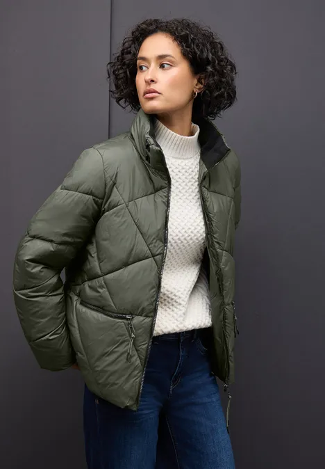 Kurze Steppjacke cypress green
