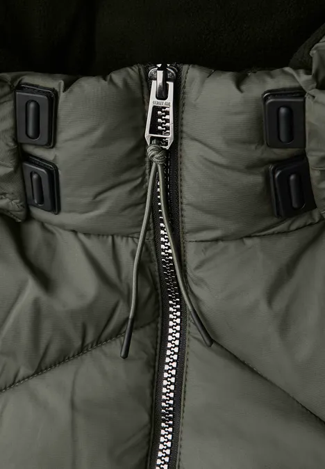 Kurze Steppjacke cypress green