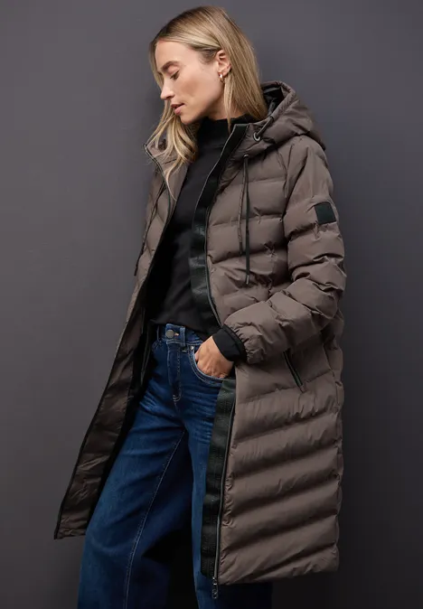 Jacke mit geklebten Nähten nomad brown