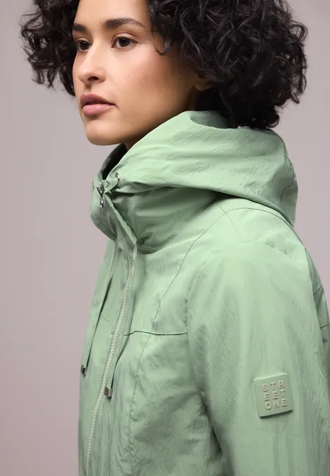 Modern windjack Bright Pistachio Modern windjack Bright Pistachio