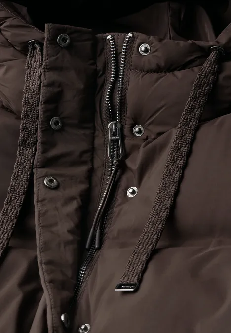 Lange Jacke mit Kapuze und Steppmuster auburn brown Lange Jacke mit Kapuze und Steppmuster auburn brown