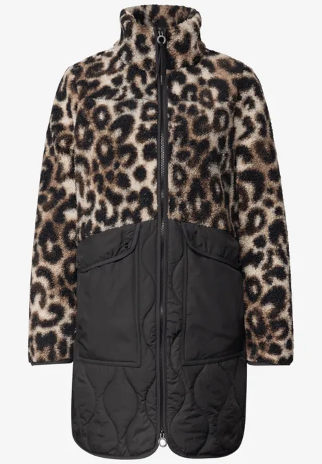 Strukturmix Teddy-Mantel mit Steppdetails Black Oversize-Mantel mit Leopard-Print oben und gestepptem schwarzen Stoff unten, durchgehendem Reißverschluss.
