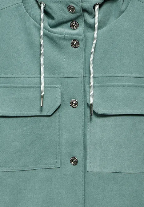 Kurze Jacke mit Kapuze seafoam green
