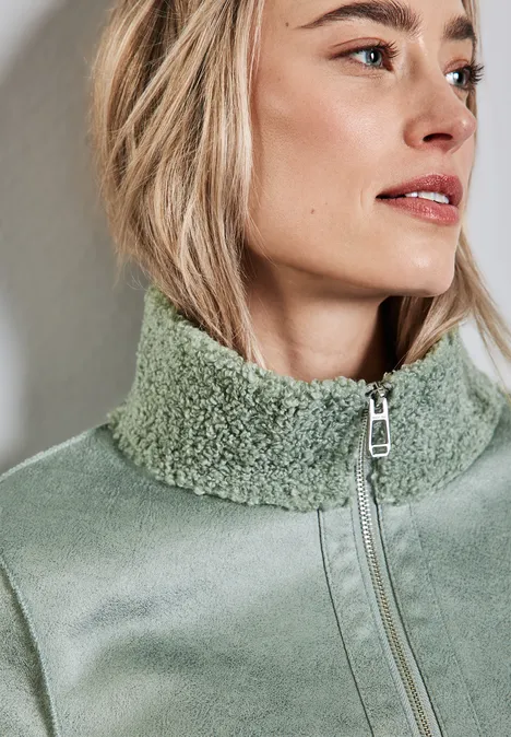 Jacke im Shearling-Look mint green