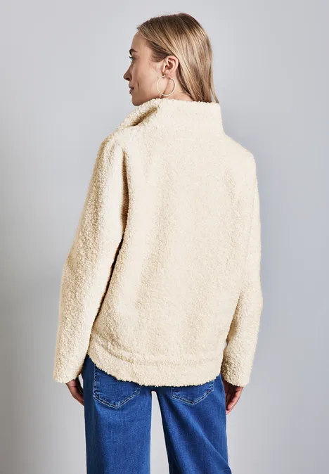 Teddy Jacke pearly white