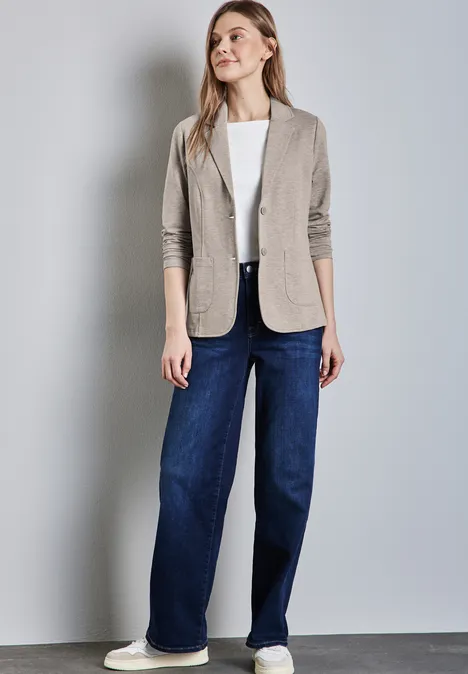 Basic Blazer toffee crunch mel.