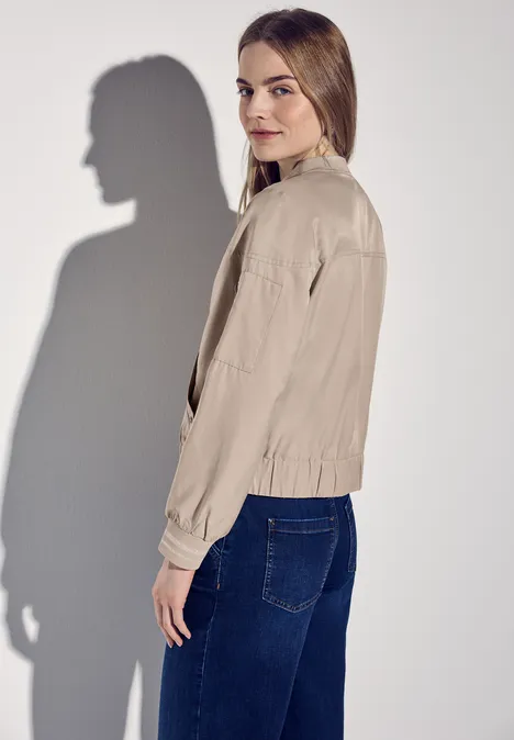 Satijnen blouson safari beige